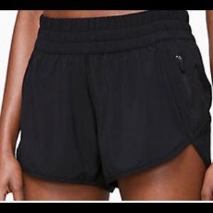 Lululemon tracker shorts back never worn!